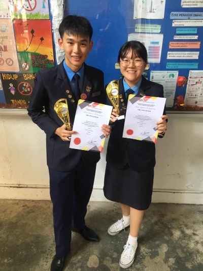 将完成中学生涯的林俊铭和林欣悦，不约而同感恩队友、指导老师及昔日的学哥学姐们，一起度过最后一年的辩论生涯。