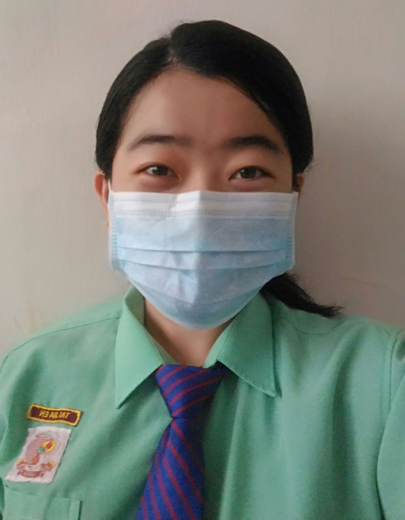 戴佳恩：口罩成了我上学时的日常装备。