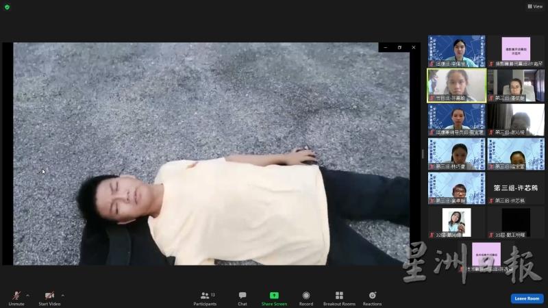 营员们在虚拟人生环节中需根据故事线索，还原故事剧情。看样子，工委们戏不差呢！