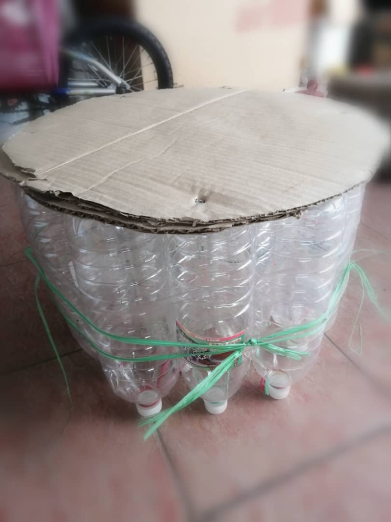 创意的环保凳子。
